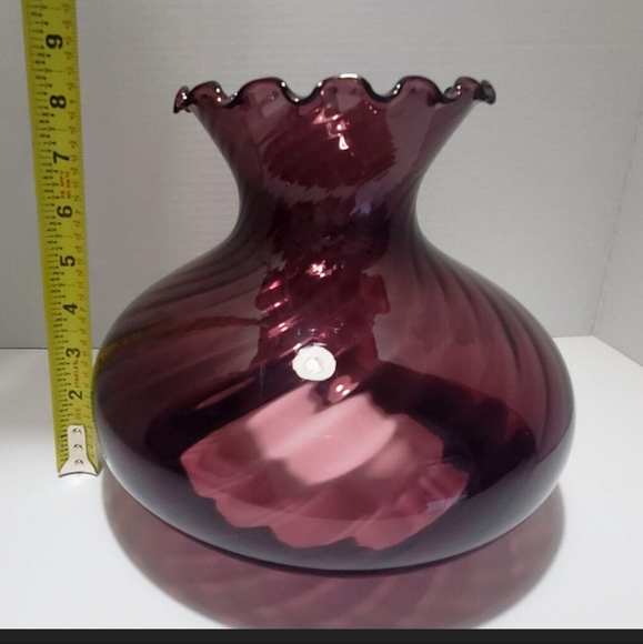 Vintage Amythyst Hurricane Swirl Style Lamp - Picture 5 of 12
